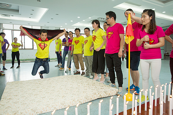 虎豹員工跑男活動(dòng)